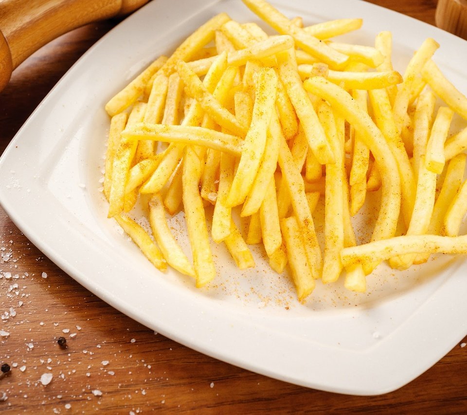 Обои картошка, специи, картофель-фри, фаст-фуд, potatoes, spices, french fries, fast food разрешение 2073x1382 Загрузить