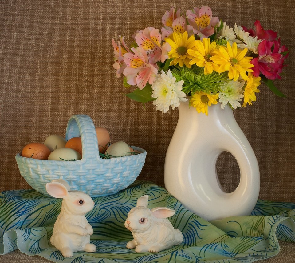 Обои цветы, букет, пасха, яйца, корзинка, зайчики, flowers, bouquet, easter, eggs, basket, bunnies разрешение 2000x1390 Загрузить
