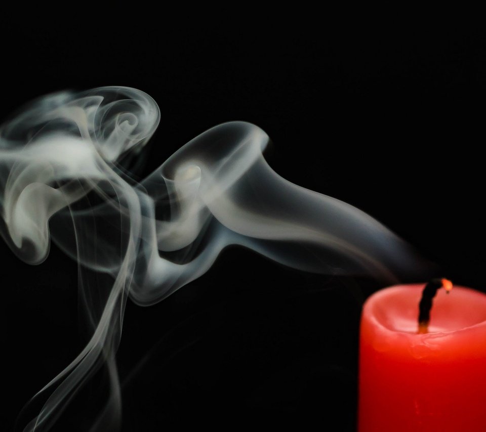 Обои макро, дым, черный фон, свечка, свеча, macro, smoke, black background, candle разрешение 2048x1481 Загрузить