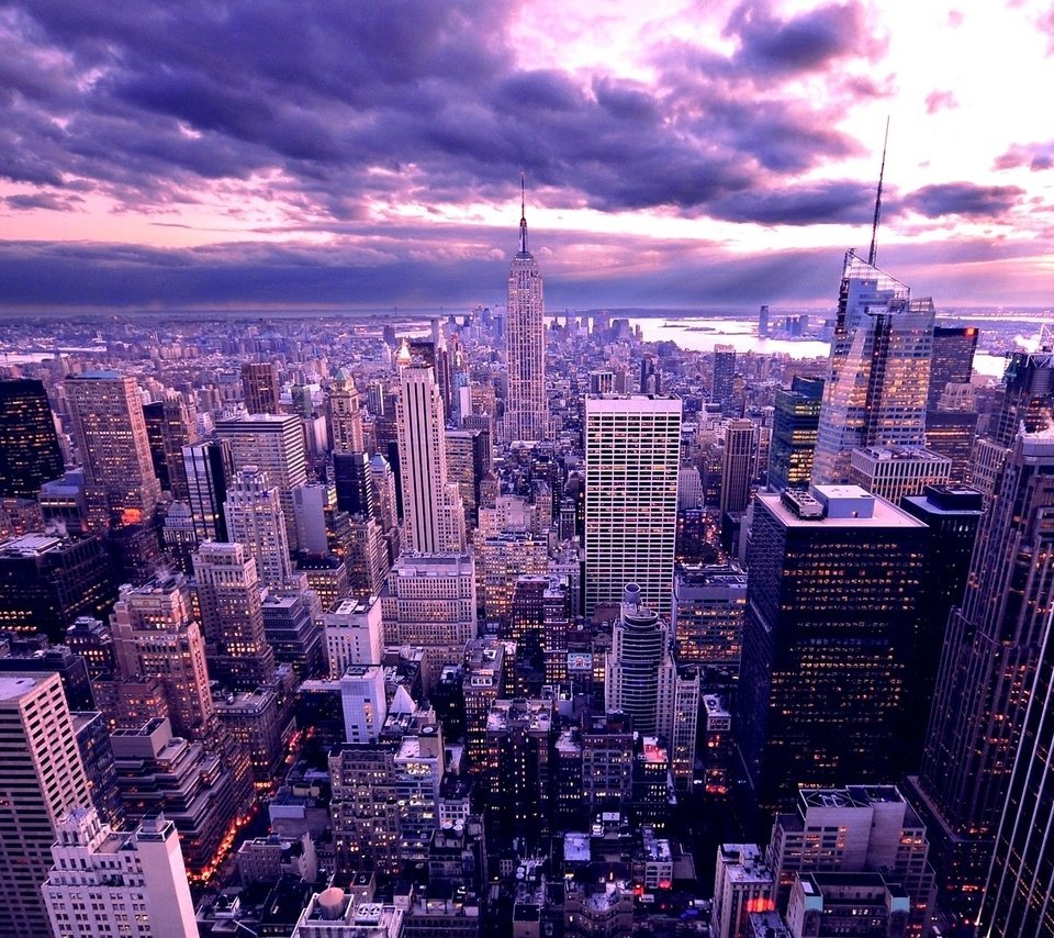 Обои небо, нью-йорк, облака, здания, восход, сумерки, город, небоскребы, мегаполис, дома, сша, the sky, new york, clouds, building, sunrise, twilight, the city, skyscrapers, megapolis, home, usa разрешение 1920x1080 Загрузить