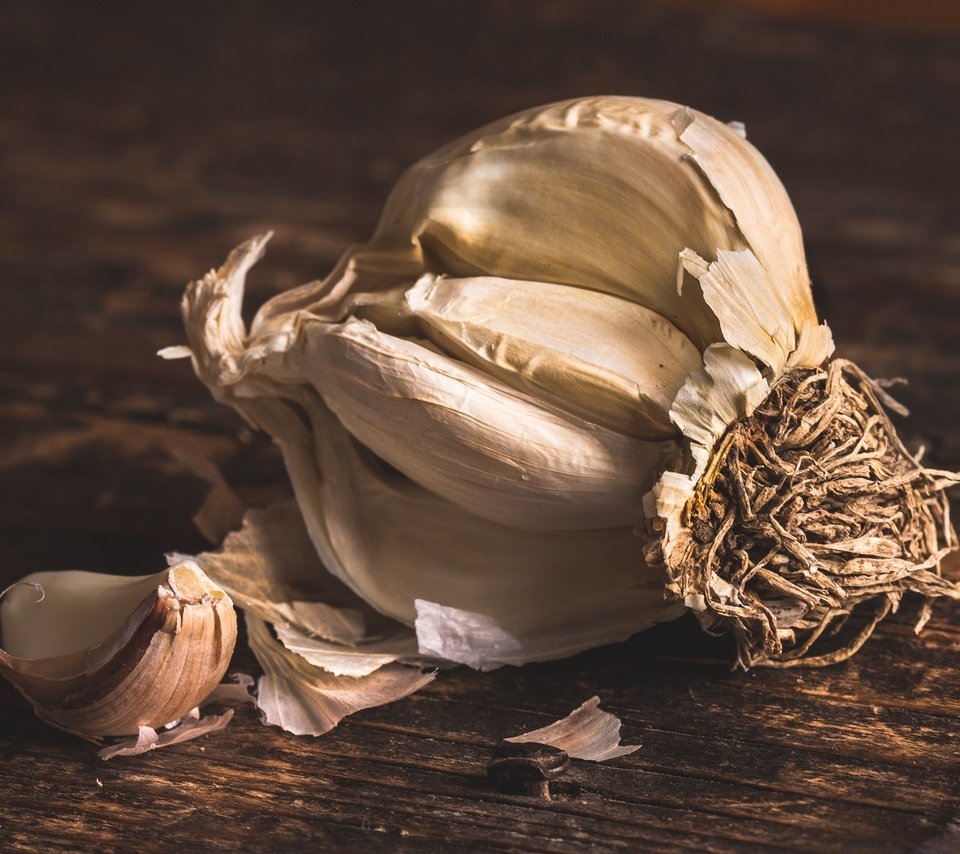 Обои макро, овощи, чеснок, зубчики, зубчик, macro, vegetables, garlic, teeth, tooth разрешение 2048x1365 Загрузить