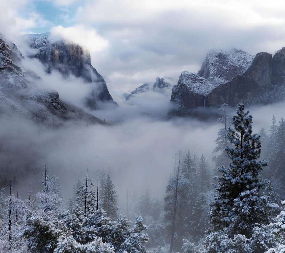 Обои горы, зима, туман, mountains, winter, fog разрешение 1920x1080 Загрузить