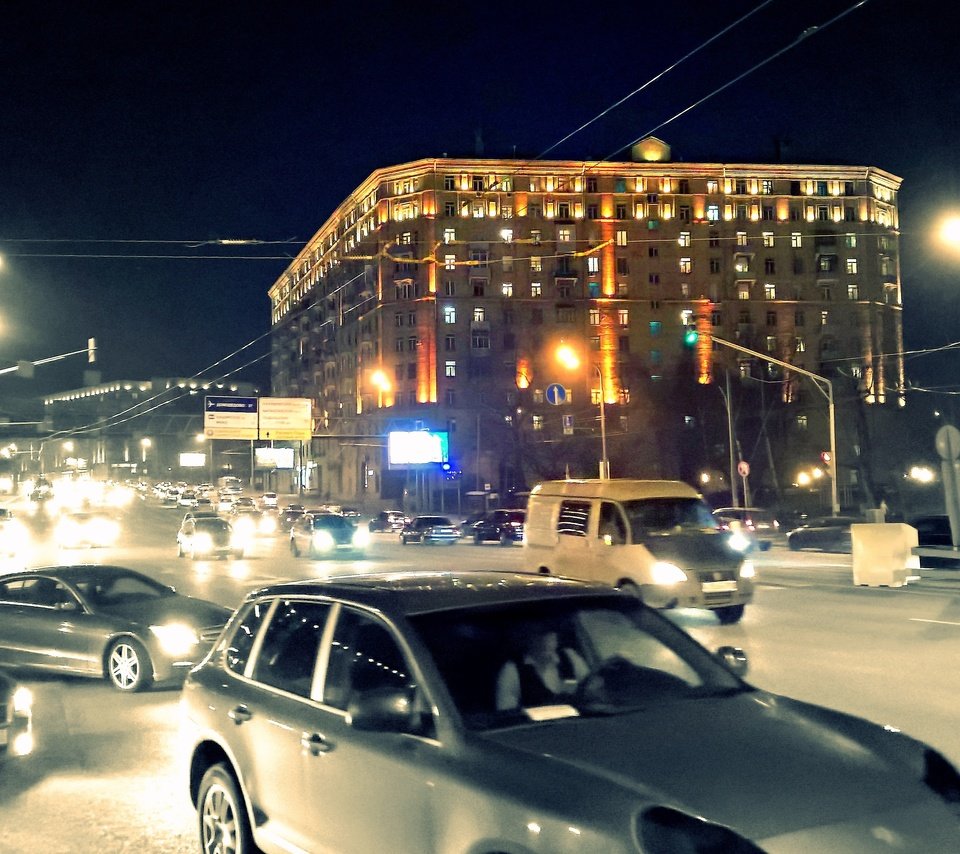 Обои вечер, москва, улица, дом, работа, шоссе, варшавка, the evening, moscow, street, house, work, highway, varshavka разрешение 4784x2693 Загрузить