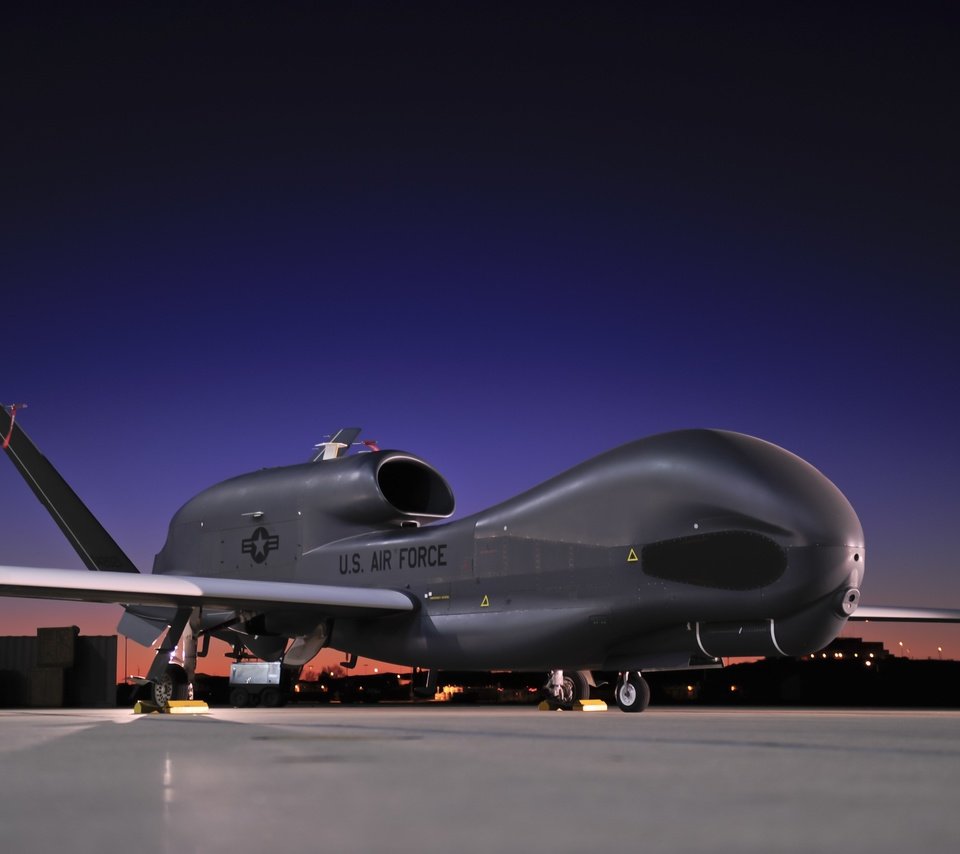 Обои сша, беспилотный летательный аппарат, northrop grumman rq-4, uav, usa, unmanned aerial vehicle разрешение 4256x2832 Загрузить