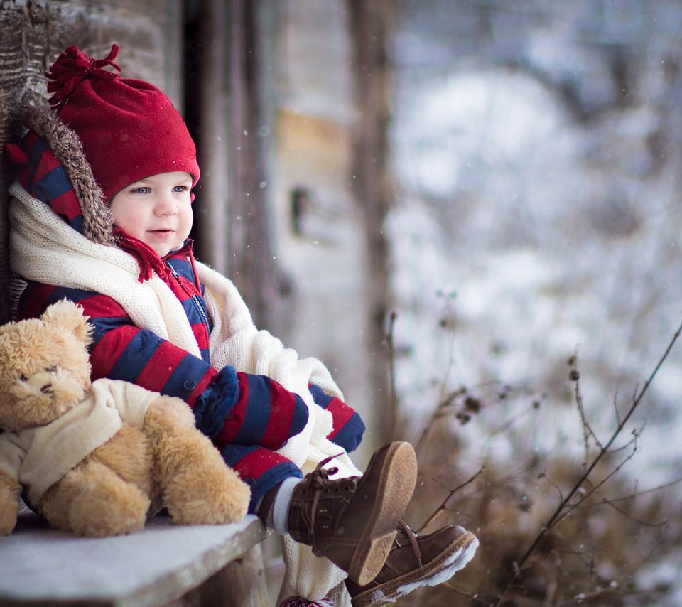 Обои зима, настроение, дети, мишка, игрушка, ребенок, мальчик, winter, mood, children, bear, toy, child, boy разрешение 1920x1200 Загрузить