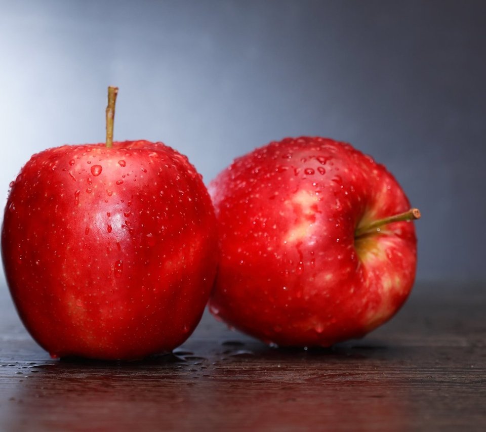 Обои капли, фрукты, яблоки, плоды, drops, fruit, apples разрешение 1920x1200 Загрузить