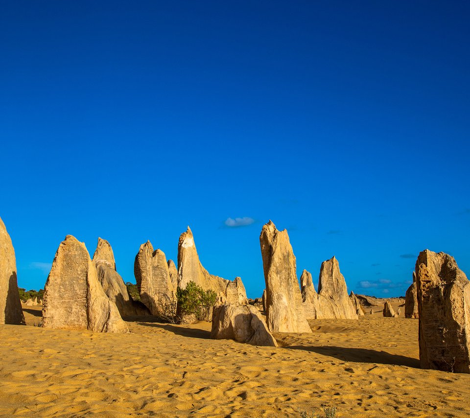 Обои скалы, пейзаж, песок, пустыня, австралия, rocks, landscape, sand, desert, australia разрешение 2560x1600 Загрузить