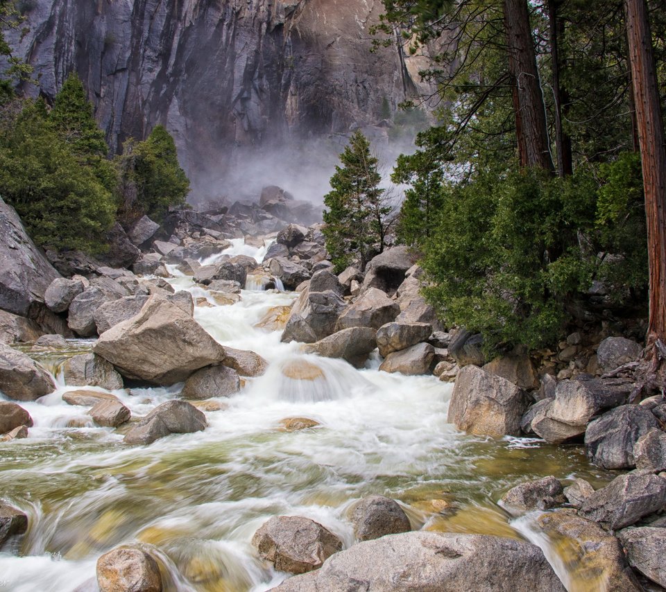 Обои скалы, природа, камни, лес, сша, горная река, йосемити, rocks, nature, stones, forest, usa, mountain river, yosemite разрешение 4945x3300 Загрузить