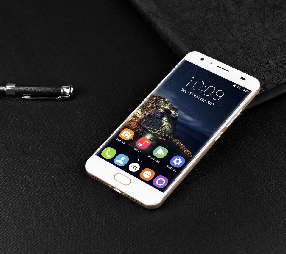Обои черный фон, смартфон, сенсорный экран, oukitel, black background, smartphone, touch screen разрешение 3648x2432 Загрузить