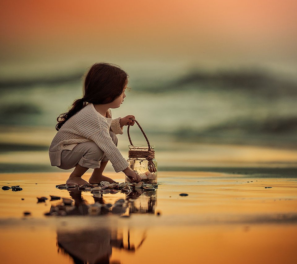 Обои море, breath in the ocean, lilia alvarado, поза, песок, пляж, дети, девочка, ребенок, прибой, sea, pose, sand, beach, children, girl, child, surf разрешение 1920x1200 Загрузить