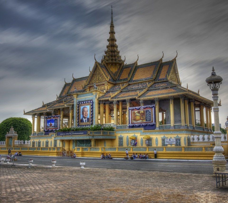 Обои дворец, камбоджа, пномпень, дворец короля, palace, cambodia, phnom penh, the palace of the king разрешение 1920x1262 Загрузить