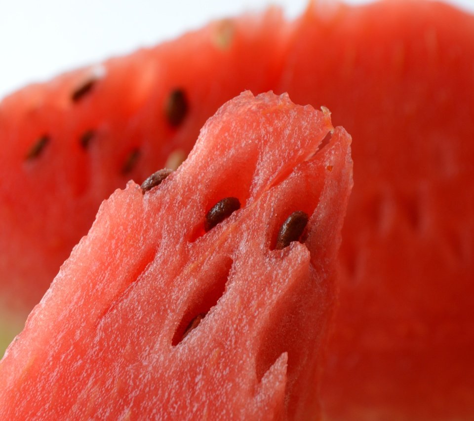 Обои красный, арбуз, ломтики, мякоть, сочный, red, watermelon, slices, the flesh, juicy разрешение 4928x3264 Загрузить