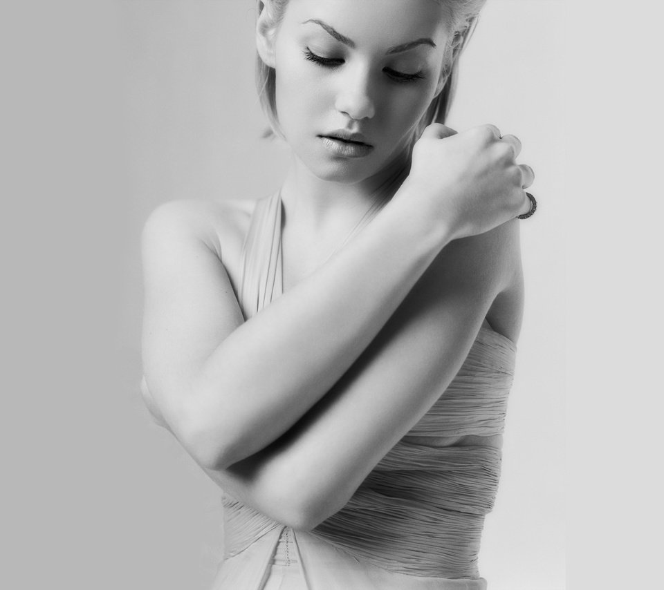 Обои блондинка, чёрно-белое, актриса, элиша катберт, blonde, black and white, actress, elisha cuthbert разрешение 1920x1200 Загрузить