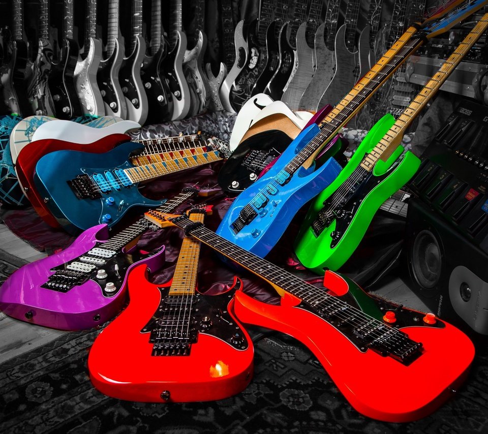 Обои музыка, разноцветные, струны, гитары, музыкальный инструмент, music, colorful, strings, guitar, musical instrument разрешение 2560x1707 Загрузить
