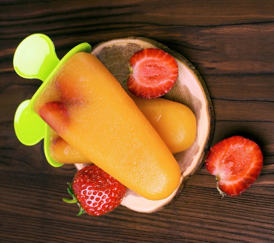 Обои ягода, мороженое, клубника, лёд, фруктовое мороженое, berry, ice cream, strawberry, ice, popsicles разрешение 5003x3320 Загрузить