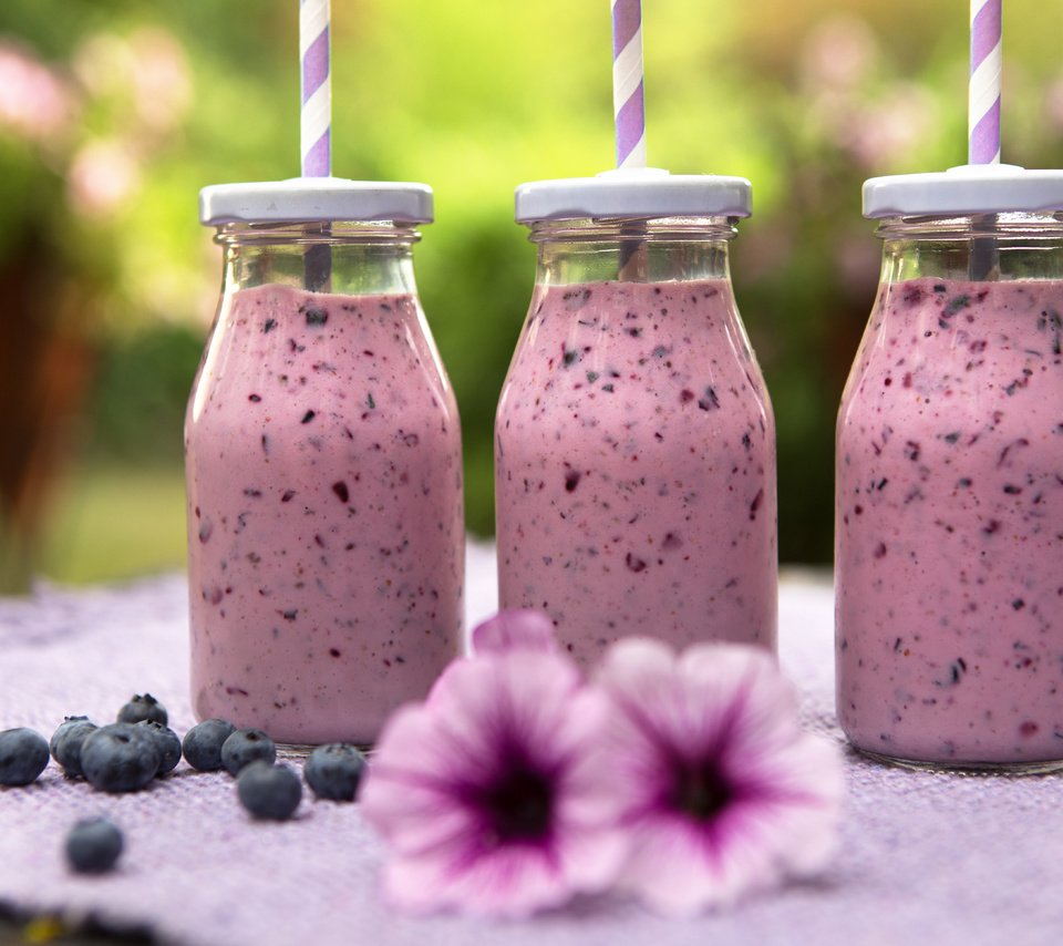 Обои ягоды, черника, завтрак, смузи, berries, blueberries, breakfast, smoothies разрешение 7000x4667 Загрузить