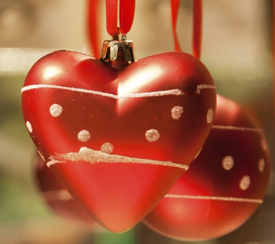 Обои новый год, рождество, елочные игрушки, сердечки, new year, christmas, christmas decorations, hearts разрешение 1920x1200 Загрузить