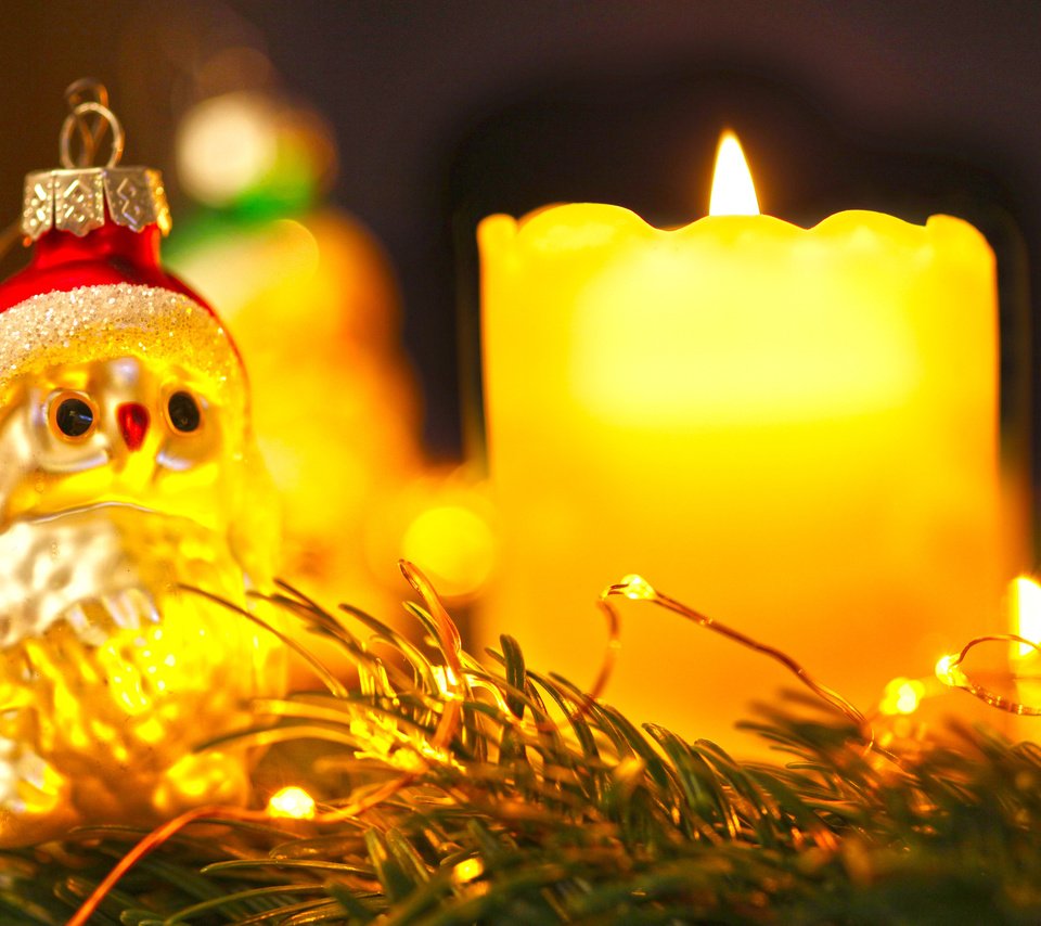 Обои новый год, снеговик, свеча, рождество, гирлянда, new year, snowman, candle, christmas, garland разрешение 3840x2400 Загрузить