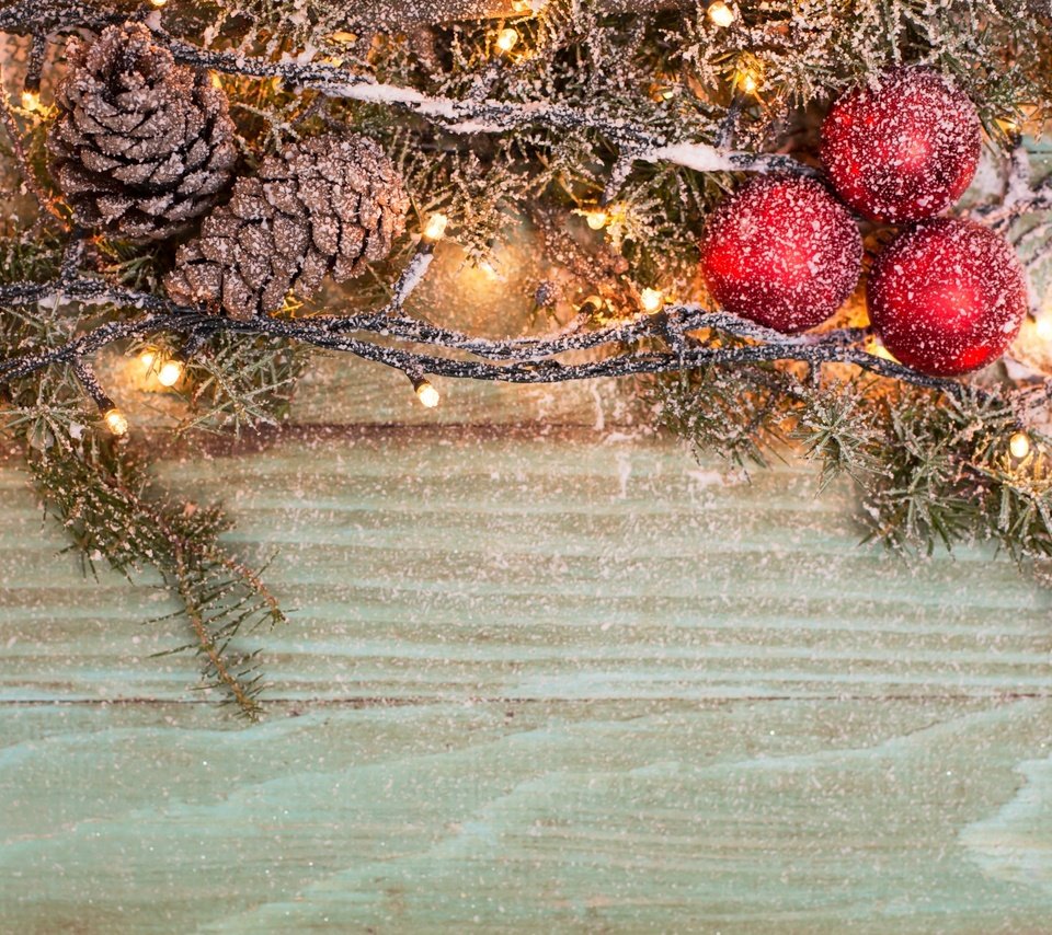 Обои новый год, елка, шары, рождество, шишки, елочные украшения, new year, tree, balls, christmas, bumps, christmas decorations разрешение 2880x1800 Загрузить