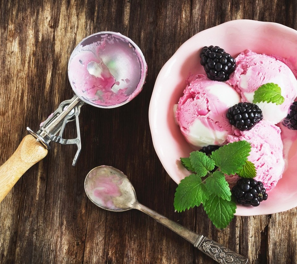 Обои мята, мороженое, ягоды, сладкое, десерт, ежевика, ложка, mint, ice cream, berries, sweet, dessert, blackberry, spoon разрешение 3840x2160 Загрузить