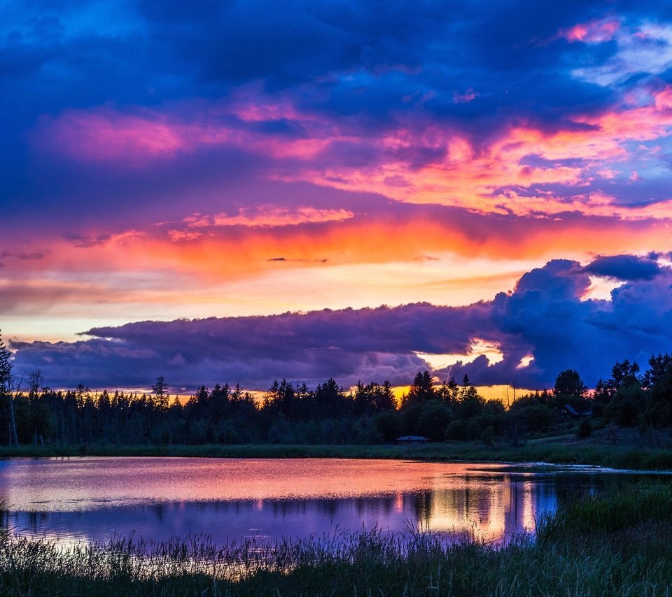 Обои деревья, вечер, озеро, природа, закат, пейзаж, небо облака, trees, the evening, lake, nature, sunset, landscape, sky clouds разрешение 3840x2160 Загрузить