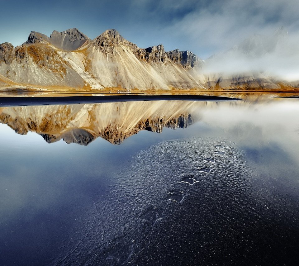 Обои горы, берег, отражение, море, франци, кольмар, etienne ruff, mountains, shore, reflection, sea, france, colmar разрешение 1920x1282 Загрузить