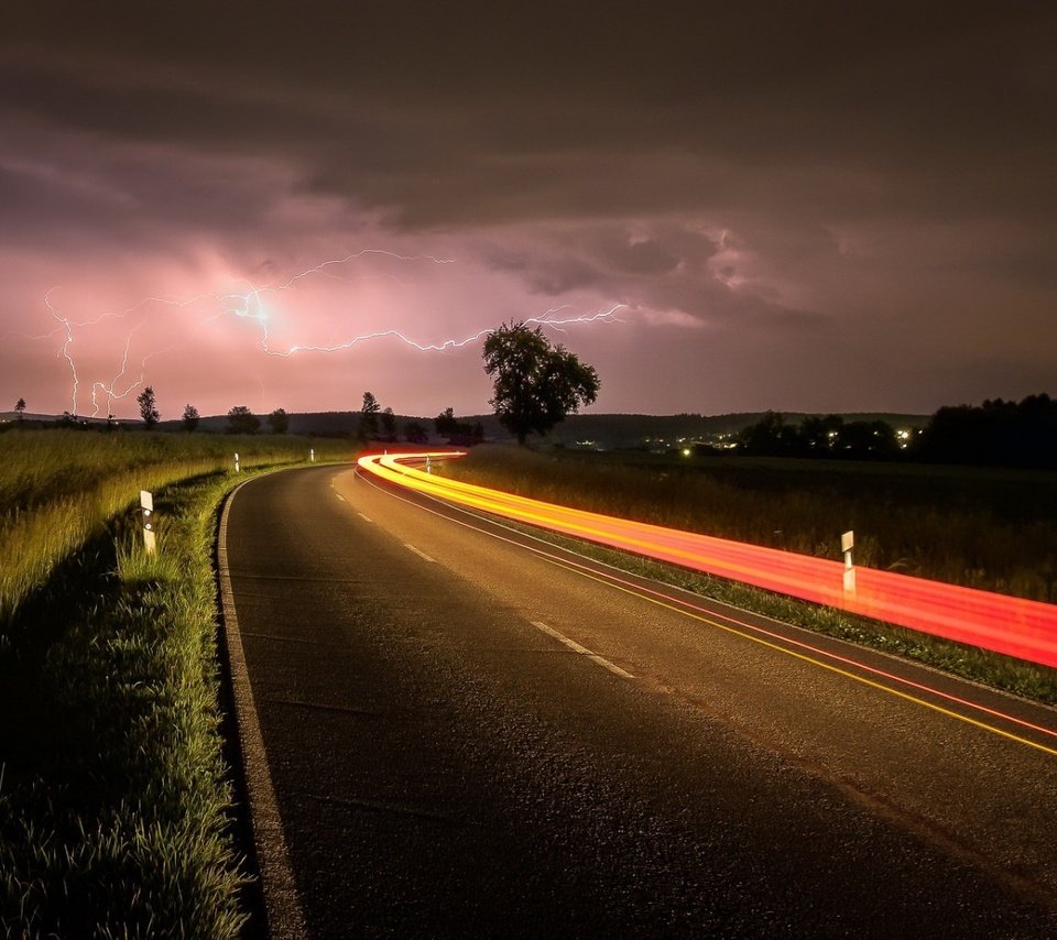 Обои дорога, ночь, огни, молнии, road, night, lights, zipper разрешение 1920x1080 Загрузить