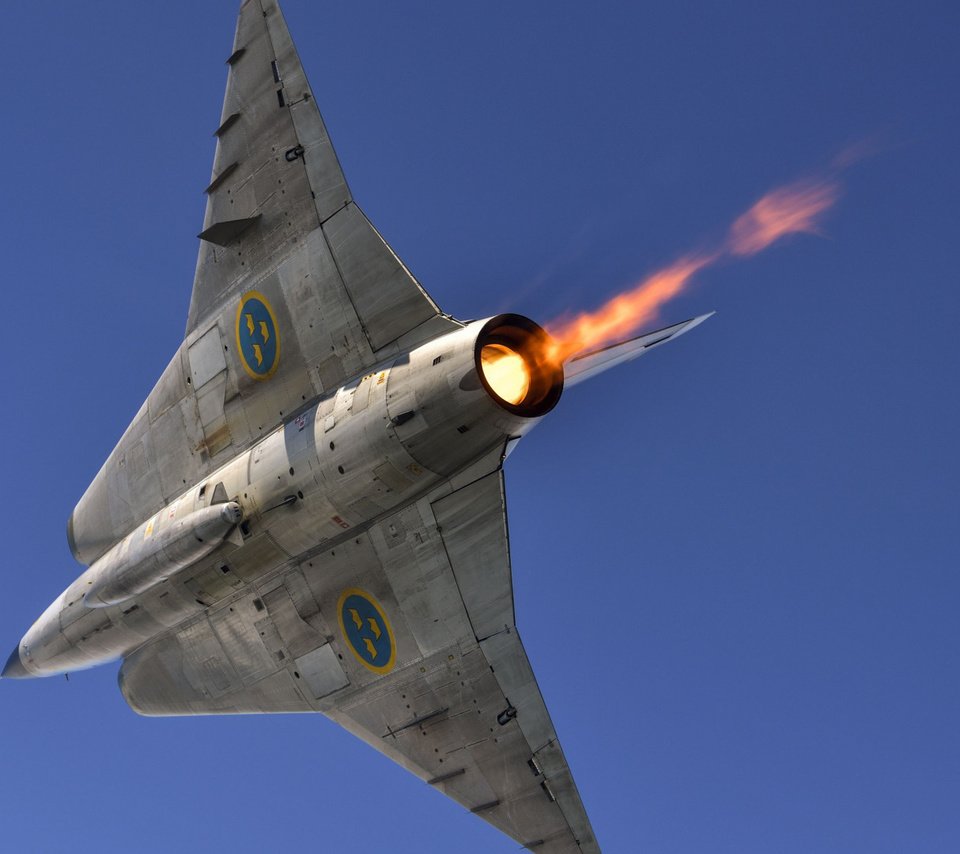 Обои пламя, истребитель, saab, форсаж, ввс швеции, saab 35 draken, flame, fighter, the fast and the furious, swedish air force разрешение 1920x1080 Загрузить