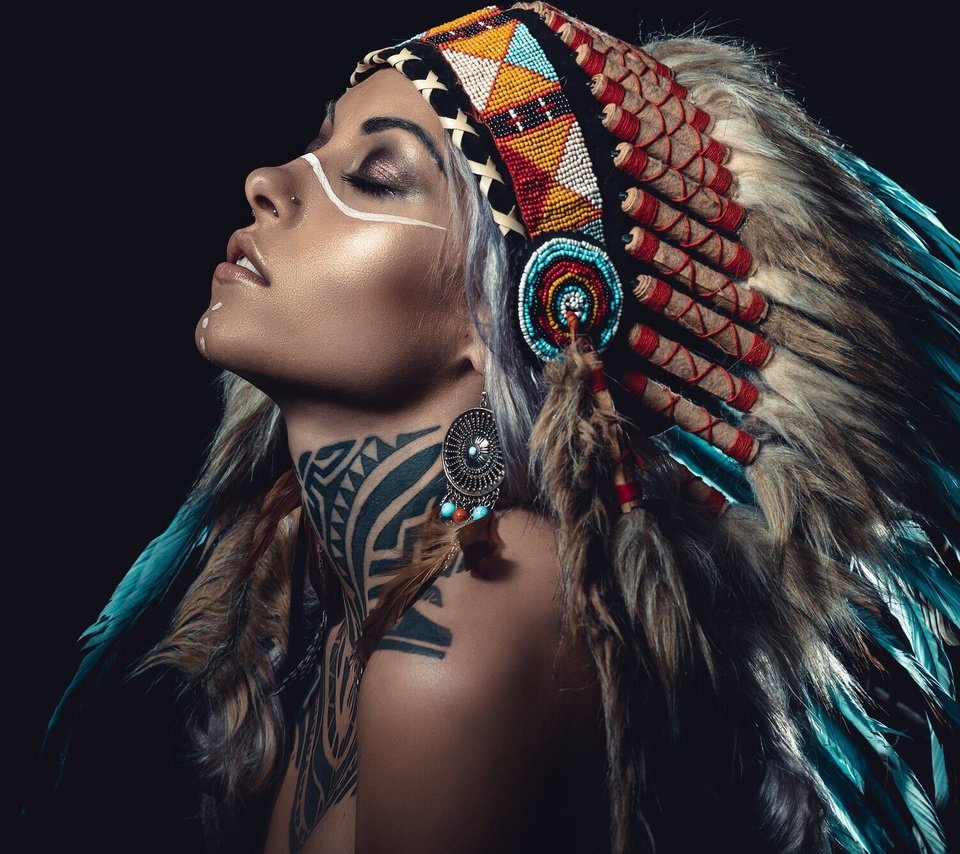 Обои тату, женщина, перышки, косплей, american aborigine, tattoo, woman, feathers, cosplay разрешение 2000x1335 Загрузить