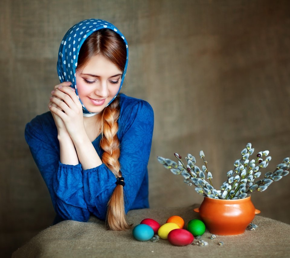 Обои девушка, поза, улыбка, радость, весна, пасха, ольга бойко, girl, pose, smile, joy, spring, easter, olga boyko разрешение 1959x1365 Загрузить