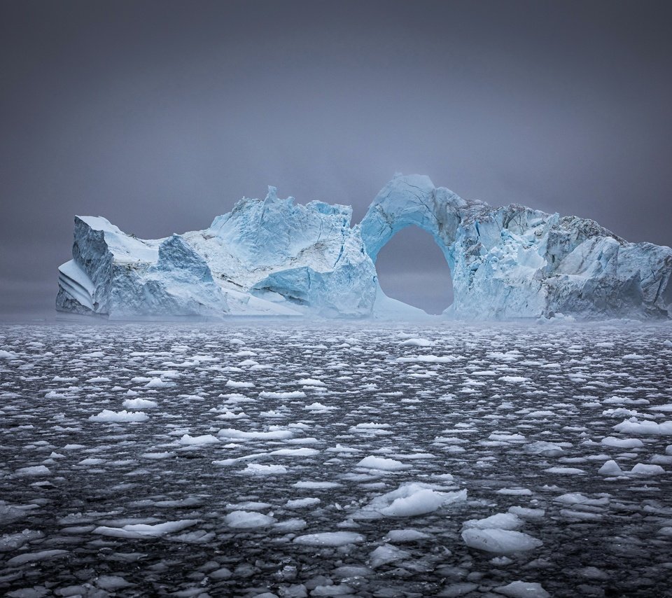 Обои природа, море, лёд, айсберг, гренландия, nature, sea, ice, iceberg, greenland разрешение 6676x4451 Загрузить