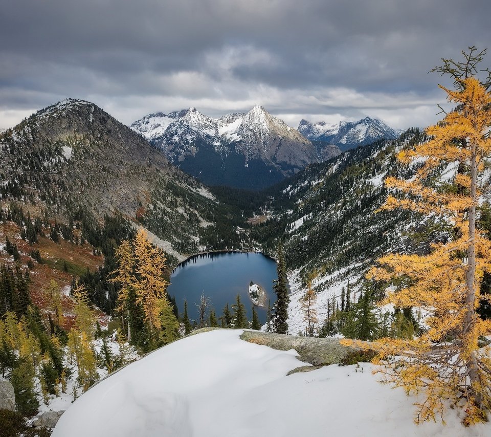 Обои горы, осень, вашингтон, соединённые штаты, mountains, autumn, washington, united states разрешение 2000x1334 Загрузить