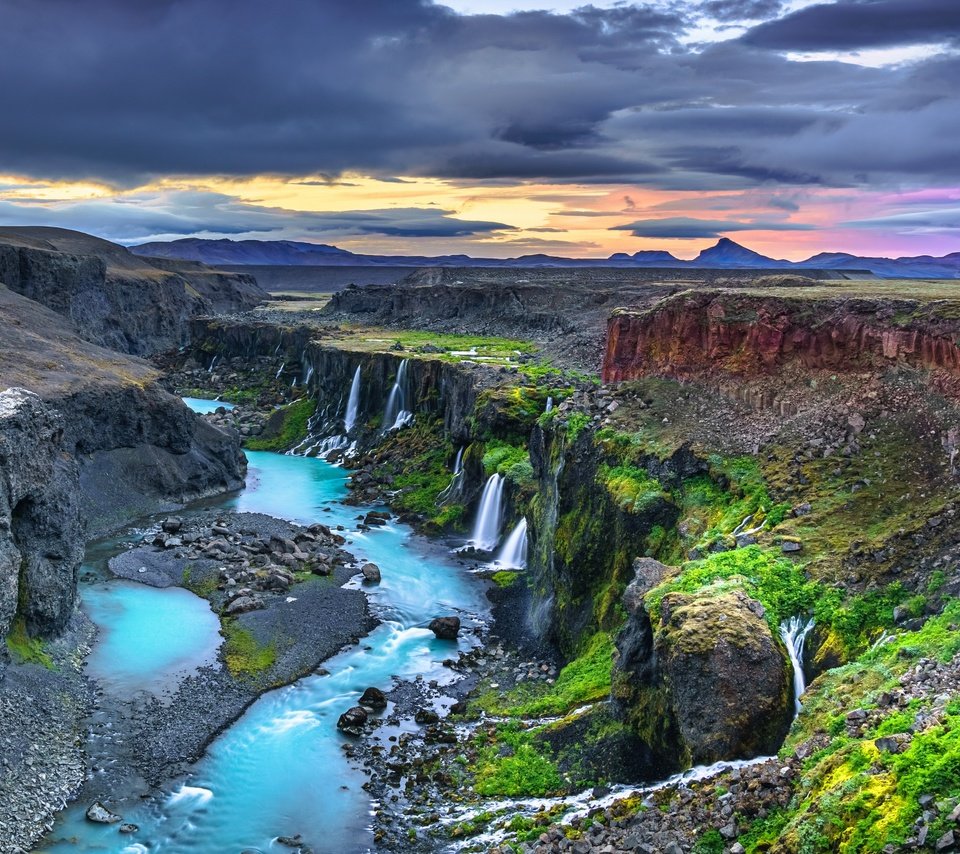 Обои река, водопад, каньон, исландия, водопады, высокогорье, sigoldugljufur, river, waterfall, canyon, iceland, waterfalls, highlands разрешение 3840x2160 Загрузить