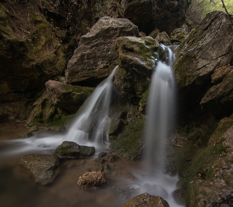 Обои скалы, камни, водопад, поток, rocks, stones, waterfall, stream разрешение 2048x1365 Загрузить