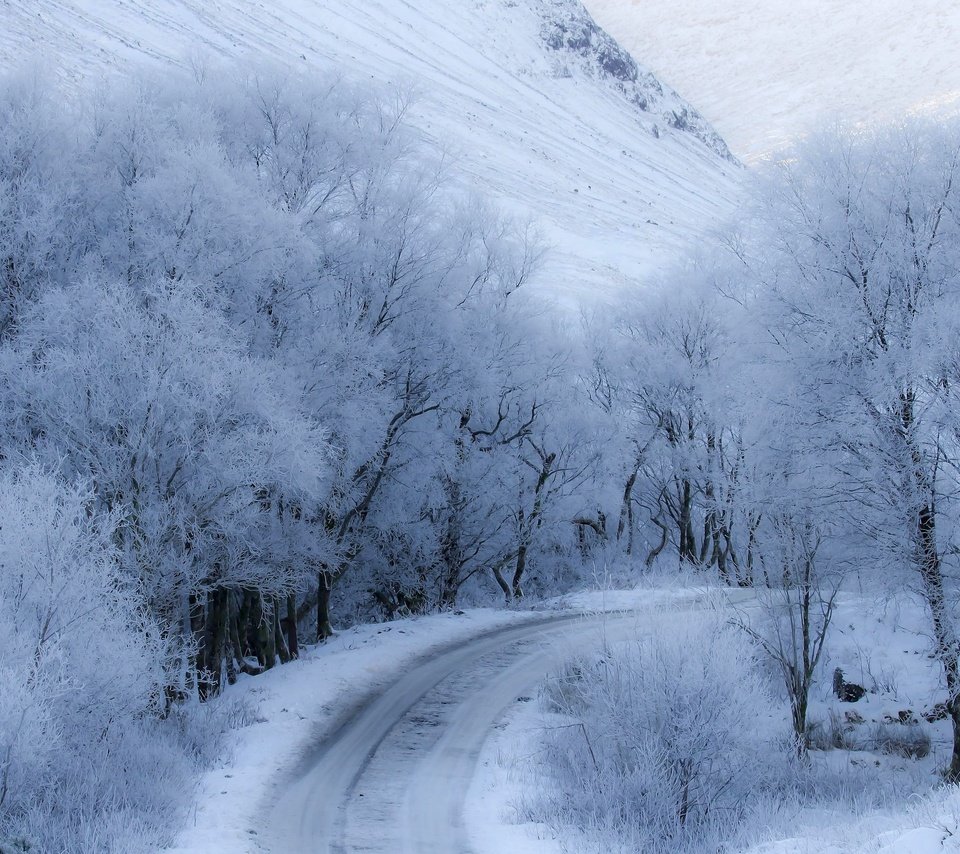 Обои дорога, снег, зима, road, snow, winter разрешение 3840x2160 Загрузить