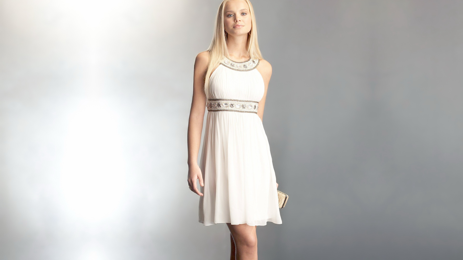 девушка блондинка белое платье girl blonde white dress бесплатно