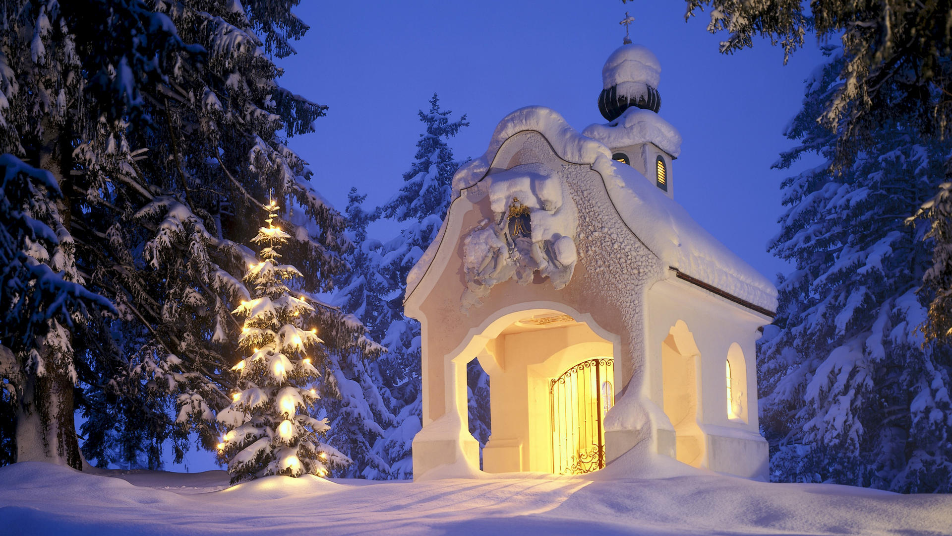 Обои снег, елка, зима, рождество, часовня, snow, tree, winter, christmas, chapel разрешение 1920x1080 Загрузить