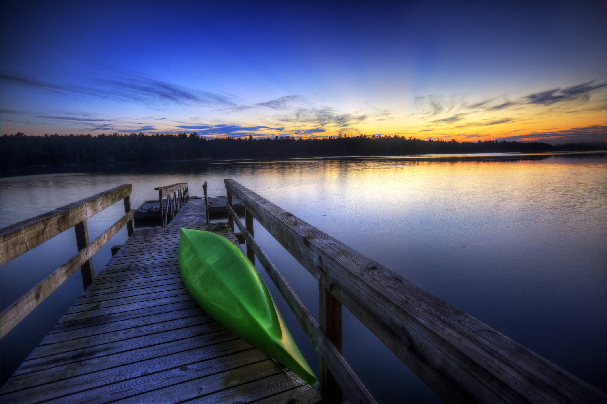 Обои вода, пирс, каяк, water, pierce, kayak разрешение 2102x1400 Загрузить