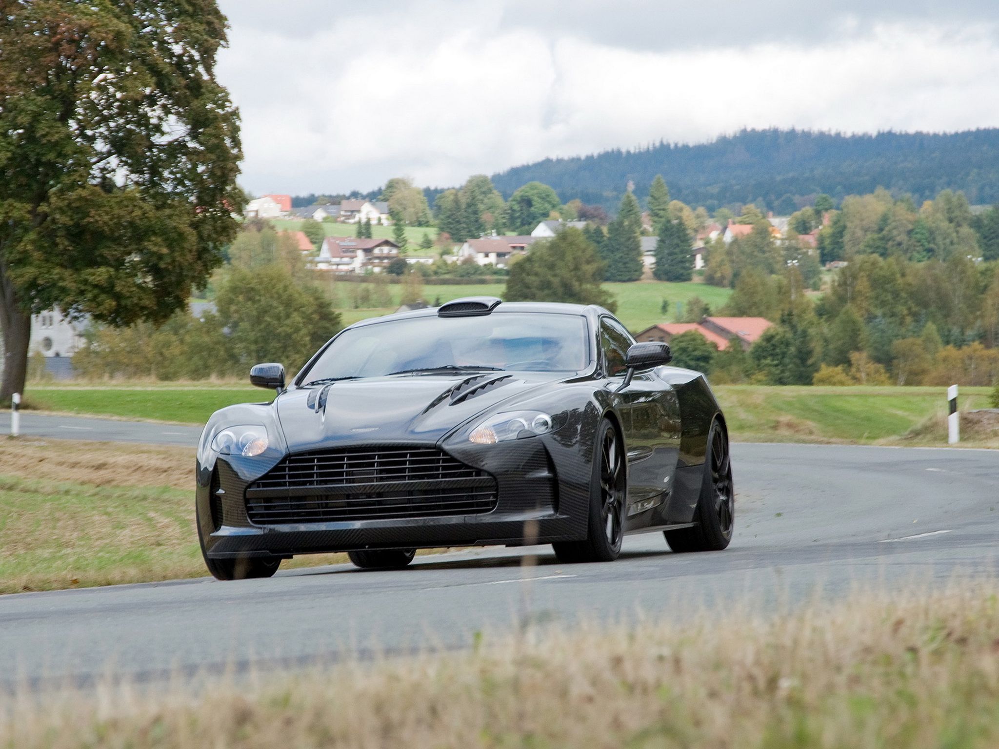 Обои астон мартин, aston martin разрешение 2048x1536 Загрузить