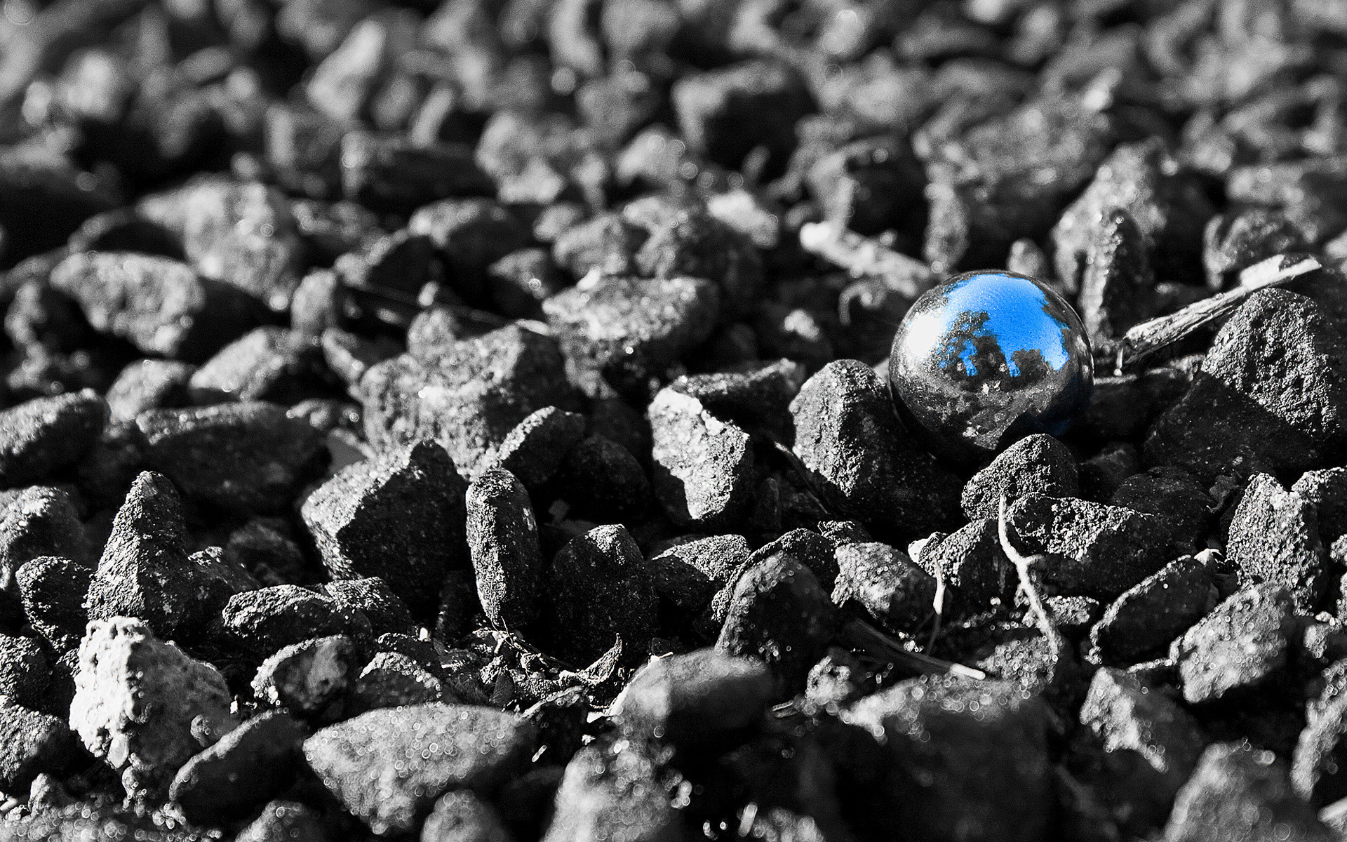 Обои камни, отражение, шар, шарик, stones, reflection, ball разрешение 1920x1200 Загрузить