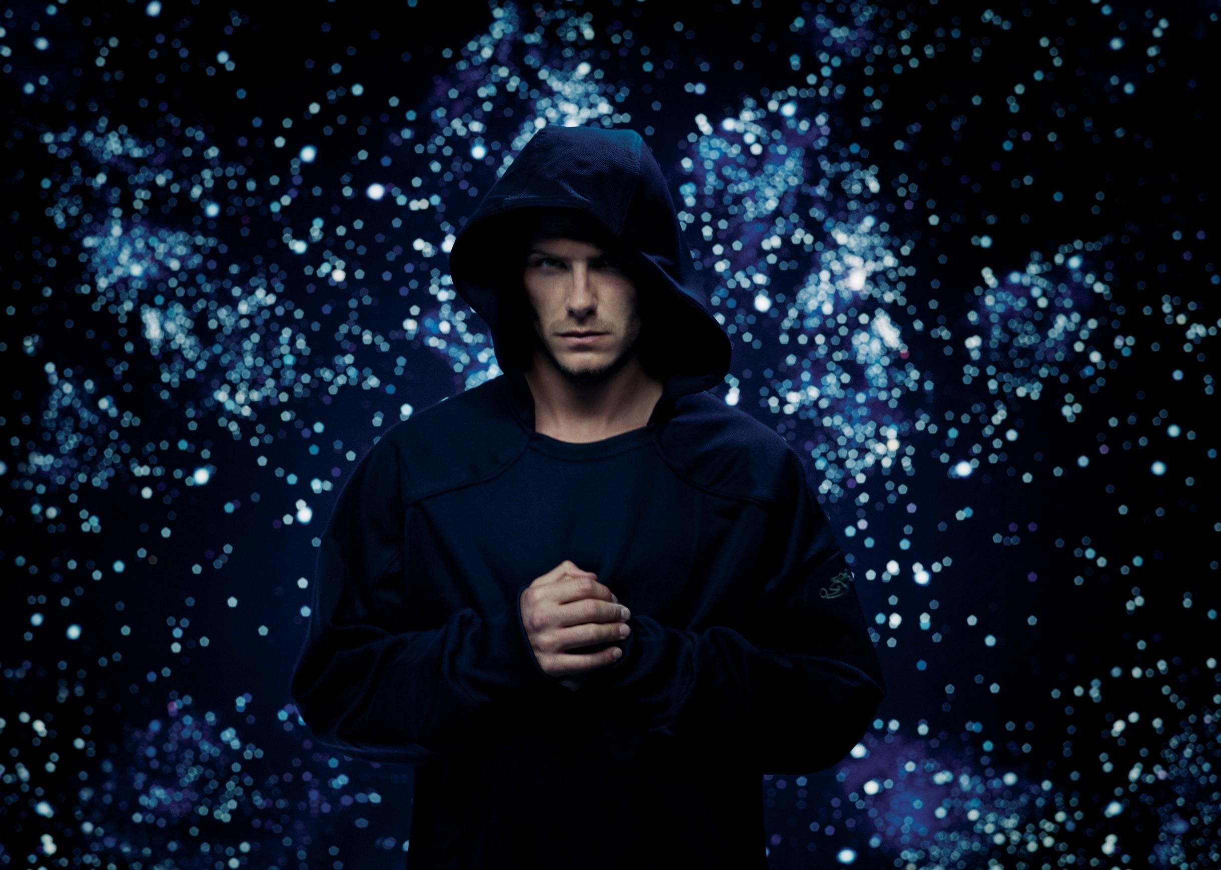 Обои синий, капюшон, бекхем, blue, hood, beckham разрешение 2440x1740 Загрузить