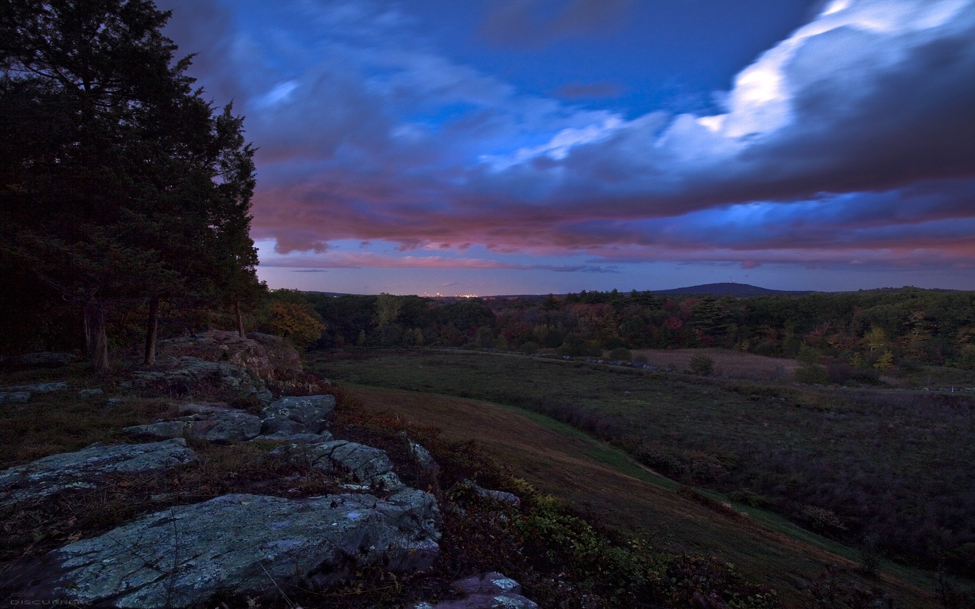 Обои небо, холмы, лес, склон, вечернее, the sky, hills, forest, slope, evening разрешение 1920x1200 Загрузить