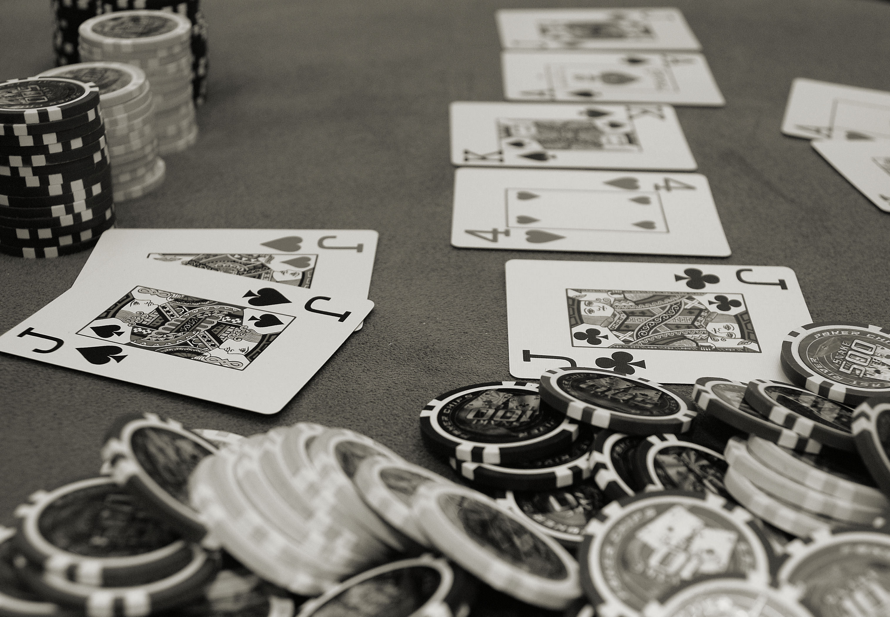 Обои покер, карты, серый, poker, card, grey разрешение 3028x2101 Загрузить