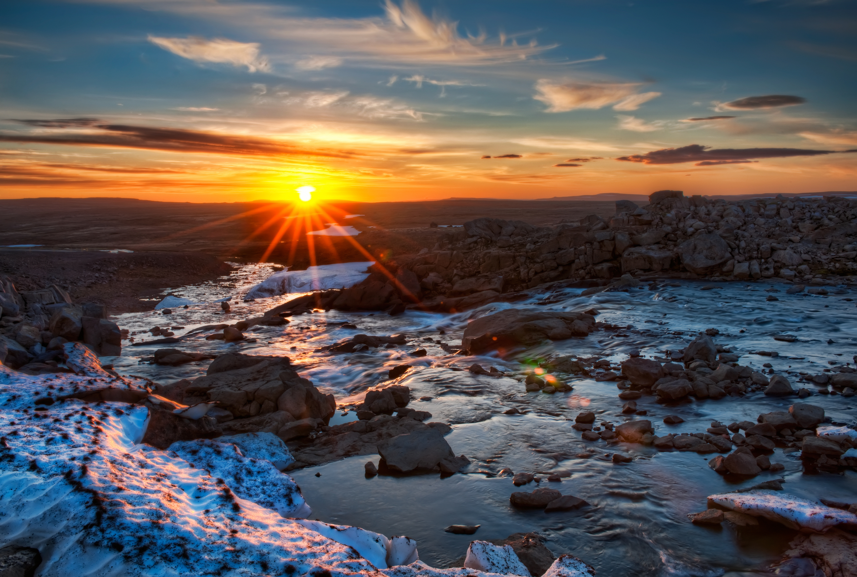 Обои вечер, река, солнце, камни, обои, пейзаж, the evening, river, the sun, stones, wallpaper, landscape разрешение 2972x2000 Загрузить