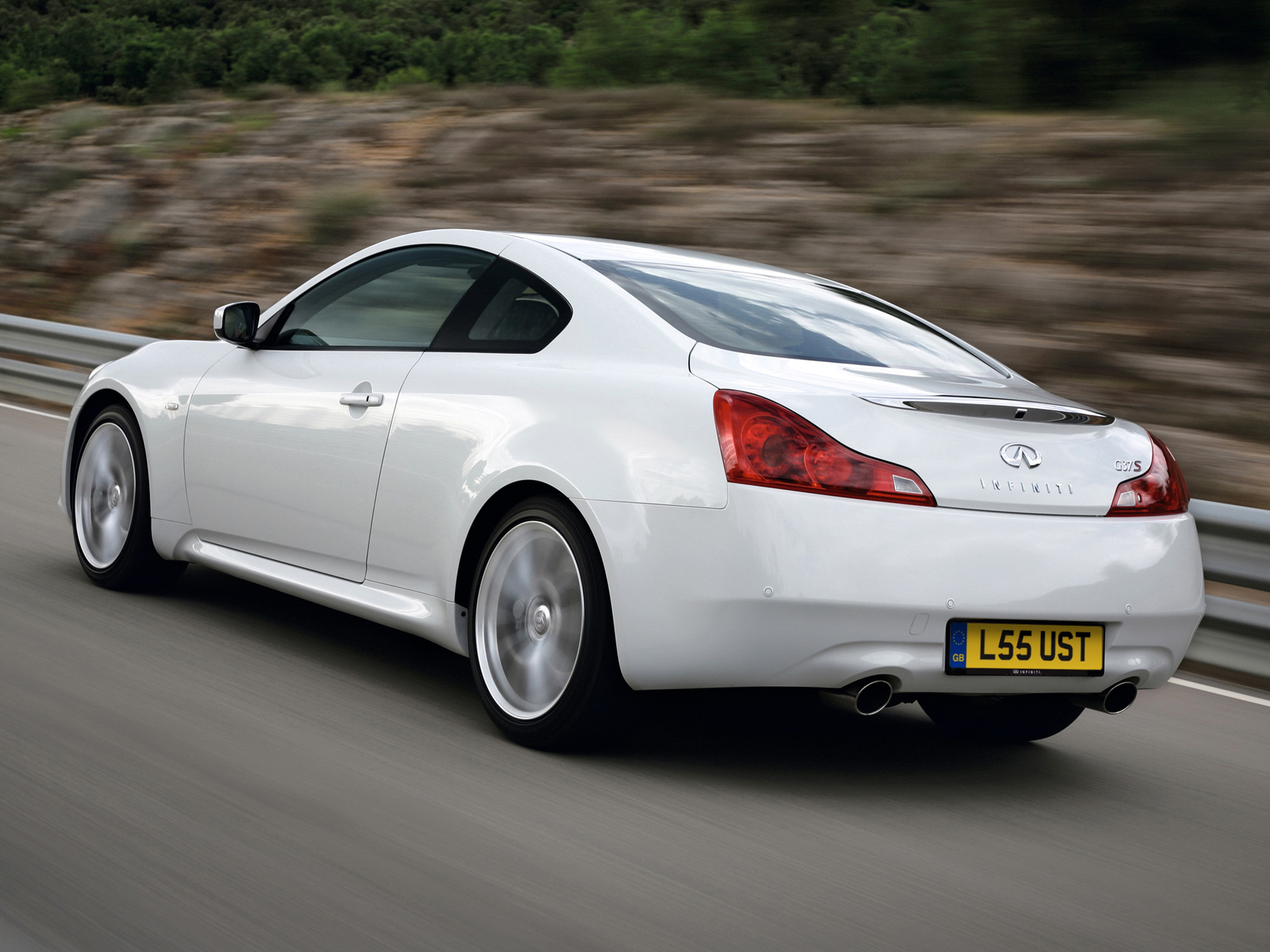 Infiniti g37 Coupe White