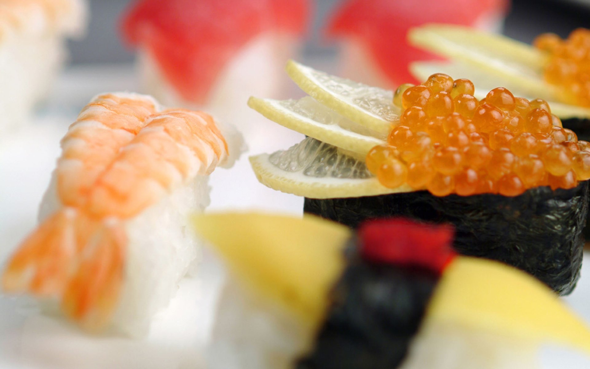 Обои размытость, икра, суши, креветка, blur, caviar, sushi, shrimp разрешение 1920x1200 Загрузить