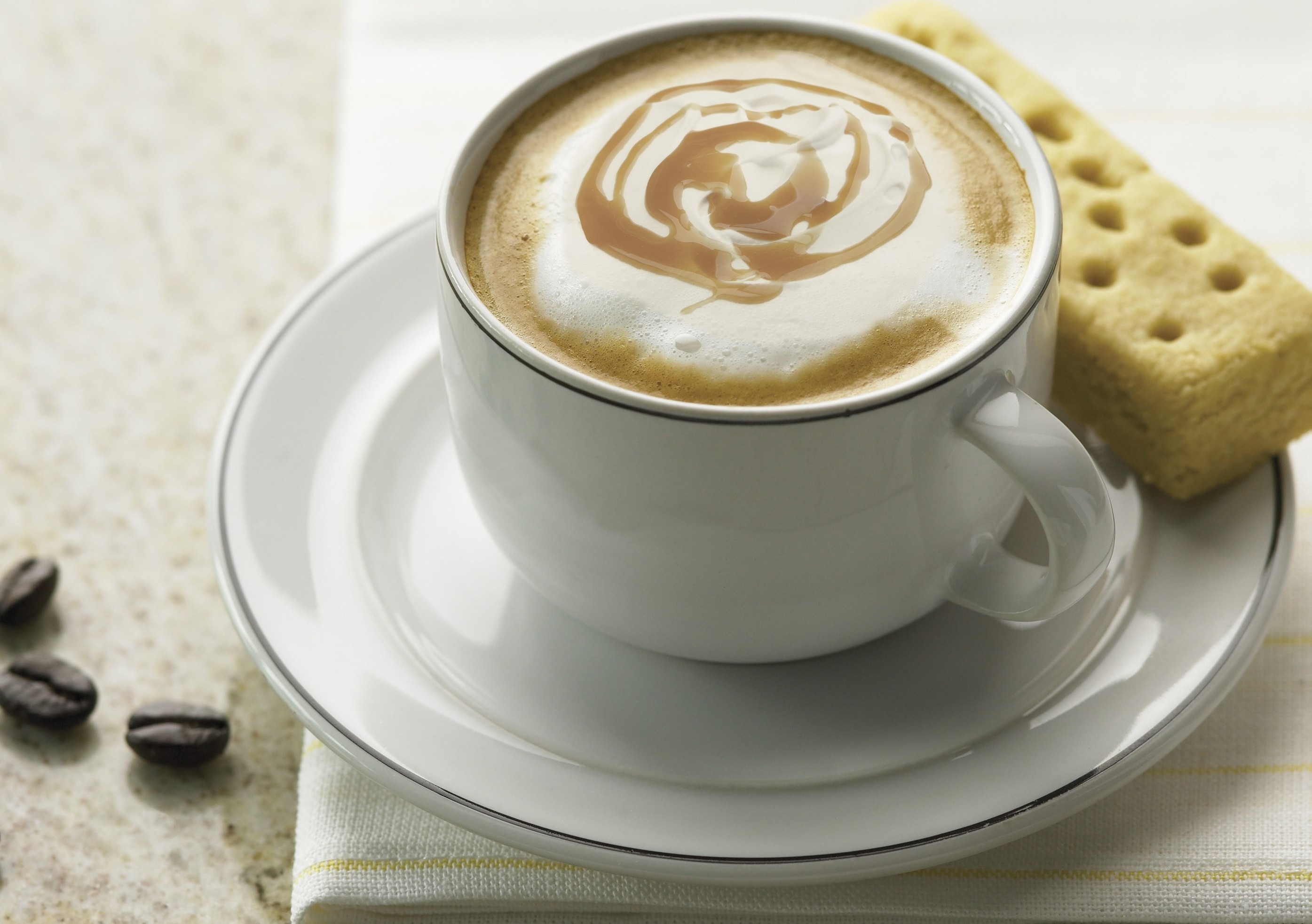 Кофе картинки. Ипохский белый кофе. Чашка кофе. "На чашечку кофе…?!". Красивый кофе.