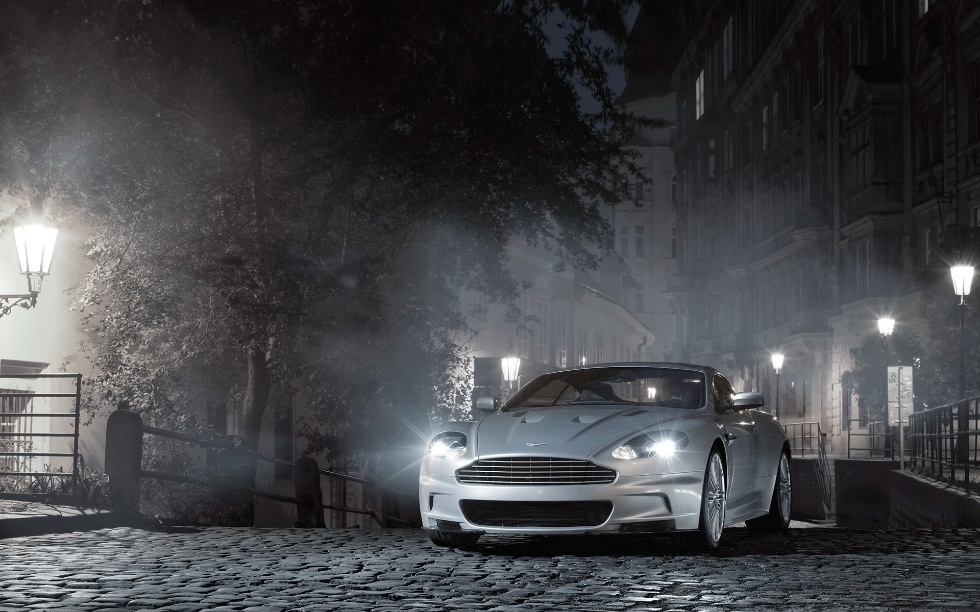 Aston Martin суперкар ночь город без смс