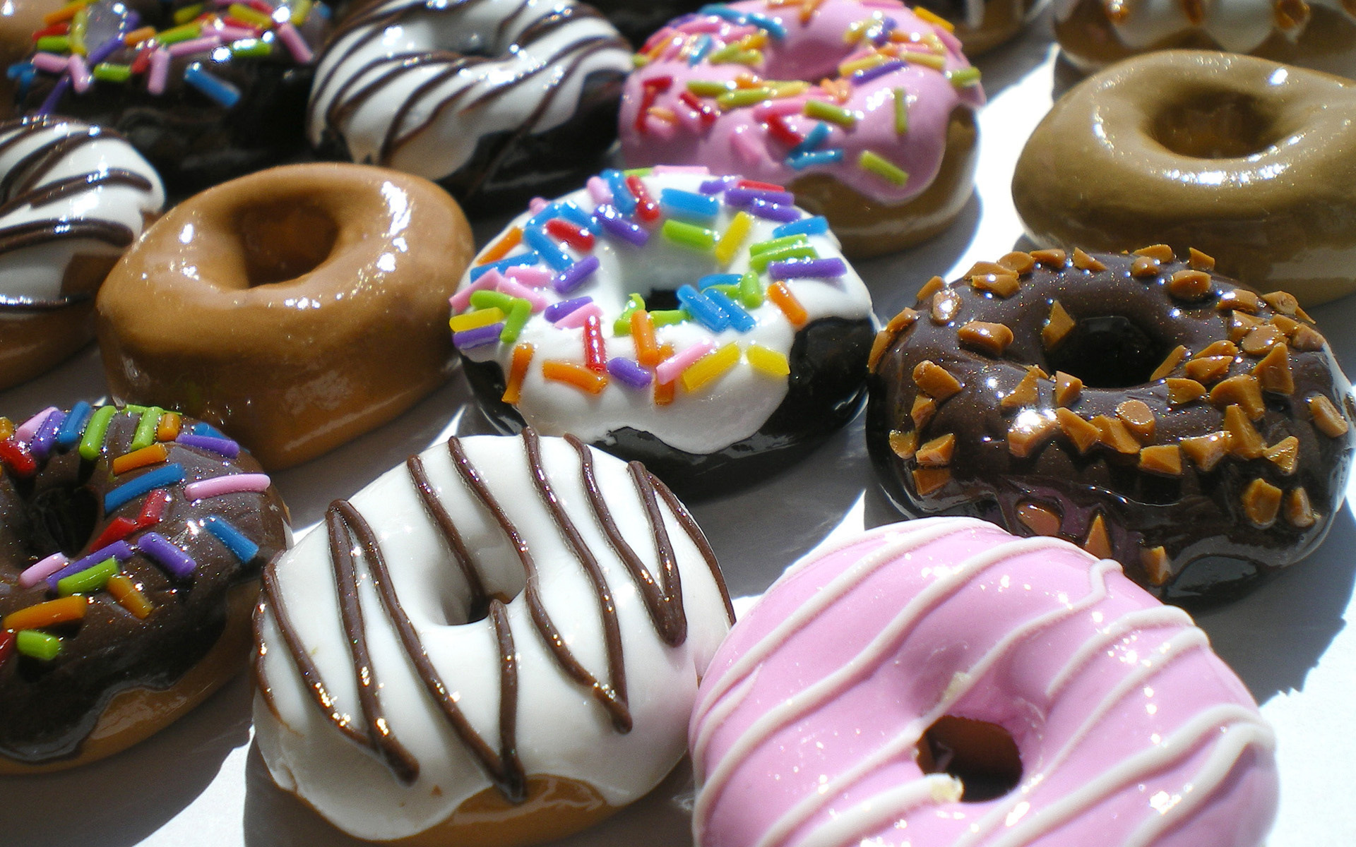 Обои пончики, сладость, сдоба, donuts, the sweetness, muffin разрешение 1920x1200 Загрузить