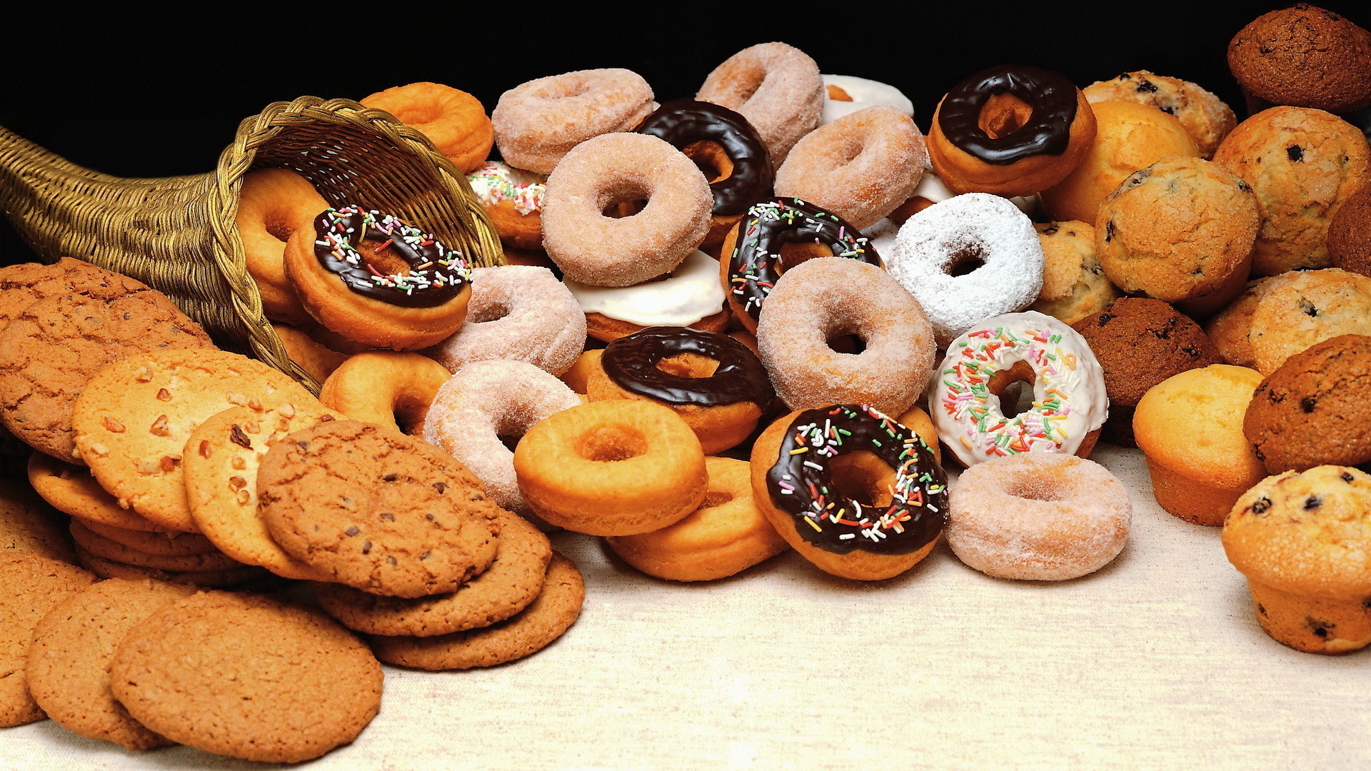 Обои пончики, корзинка, вкусности, многоо печенек, donuts, basket, goodies, mnogoe cookies разрешение 1920x1080 Загрузить